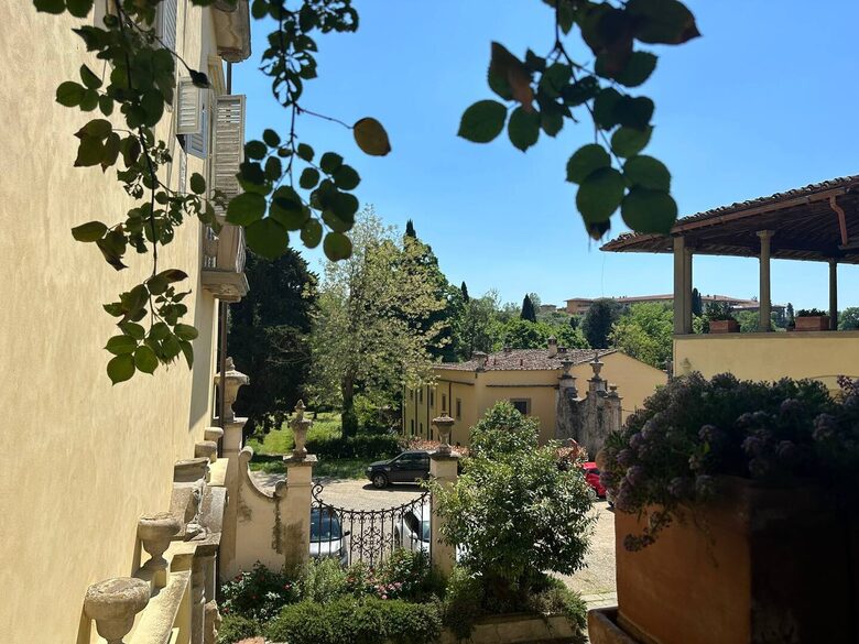 Historical Apartment in 16th Century Villa - Florence, Italy