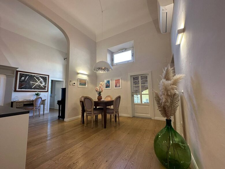 Historical Apartment in 16th Century Villa - Florence, Italy