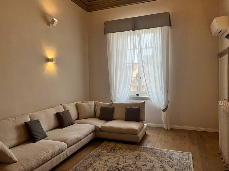 Historical Apartment in 16th Century Villa - Florence, Italy