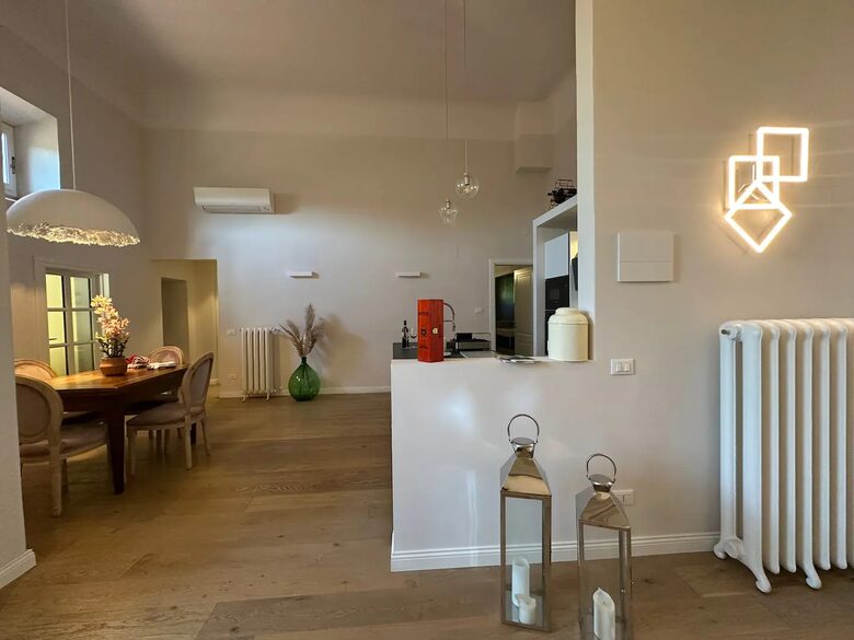 Historical Apartment in 16th Century Villa - Florence, Italy