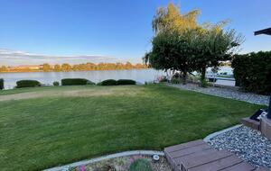 Lakeside Paradise - Moses Lake, Washington