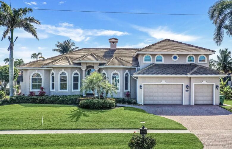 Marco Island Waterfront Canal Home - Marco Island, Florida