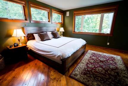 Sakinaw Lake Escape - Garden Bay, Canada