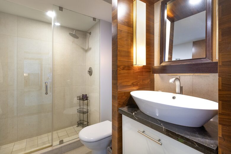 Carillon Hotel & Spa with optional Yacht Rental! - Miami Beach, Florida