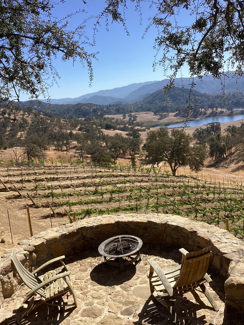 LaMargarita | Stunning Lake Views & Access - Santa Margarita, California