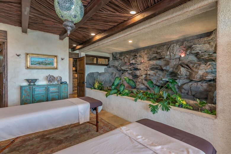 Villa Vista Encantada | A Luxurious Resort-like Cabo Retreat - Cabo San Lucas, Mexico