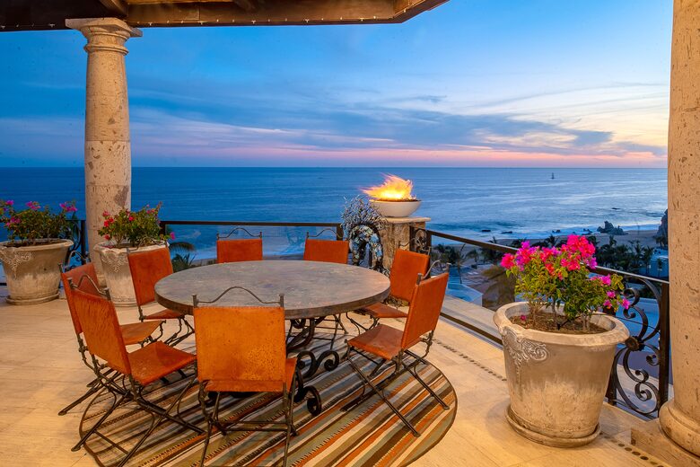 Villa Vista Encantada | A Luxurious Resort-like Cabo Retreat - Cabo San Lucas, Mexico