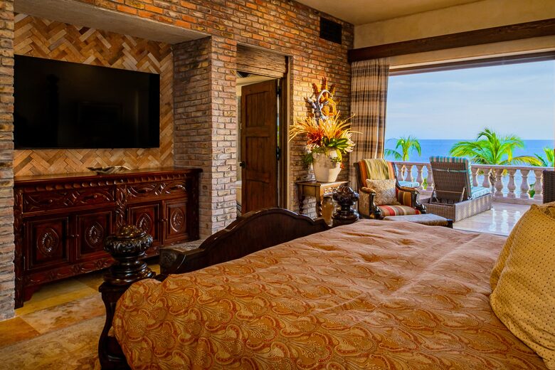 Villa Vista Encantada | A Luxurious Resort-like Cabo Retreat - Cabo San Lucas, Mexico