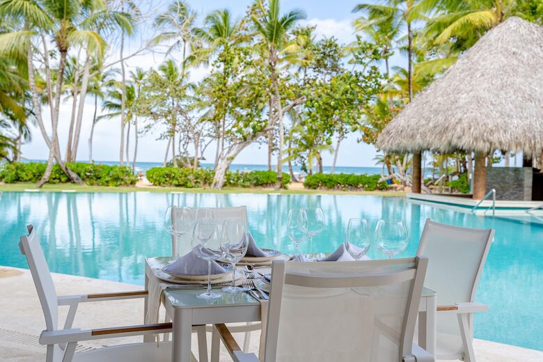 Condo infinity pool