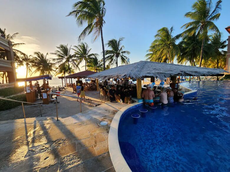 Infinity Bay Spa and Beach Resort, West Bay Beach - Roatan, Honduras - Infinity Bay Resort, Honduras