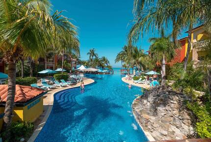Infinity Bay Spa and Beach Resort, West Bay Beach - Roatan, Honduras - Infinity Bay Resort, Honduras