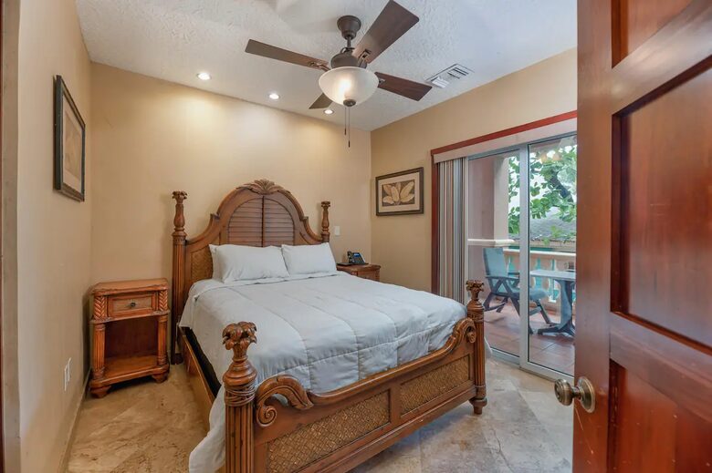 Infinity Bay Spa and Beach Resort, West Bay Beach - Roatan, Honduras - Infinity Bay Resort, Honduras
