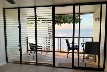 Beachfront Top-floor Villa on Oahu's North Shore - Haleiwa, Hawaii