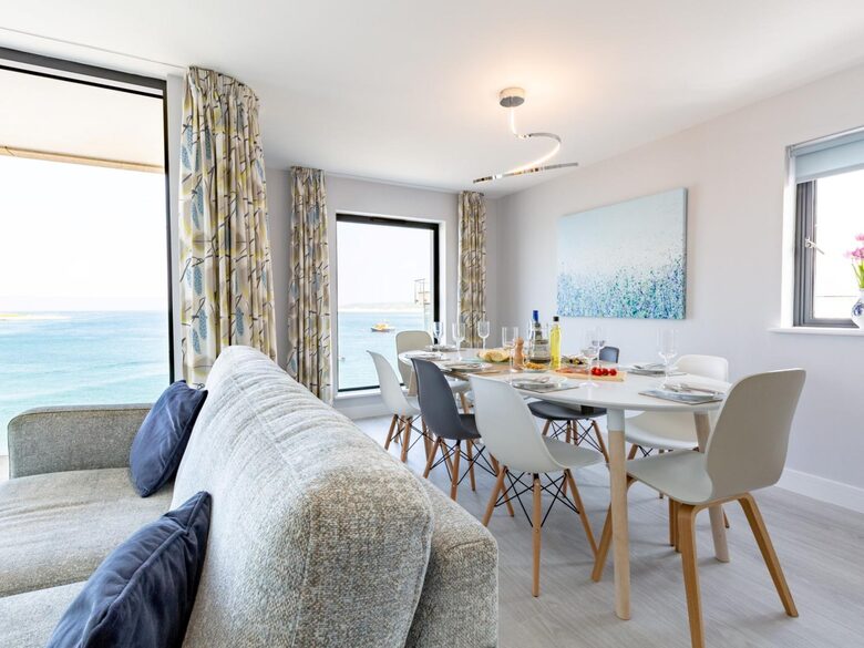 Sea Escape - Appledore, United Kingdom