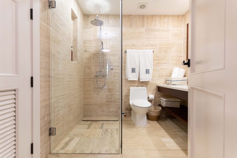 Secondary room bathroom