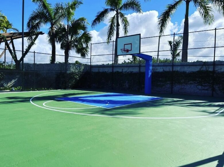 Condo basketball
