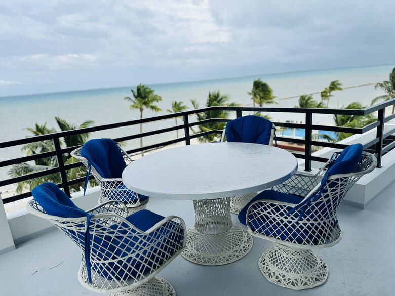 Luxury Penthouse with Sea View North Caye Caulker - Caye Caulker, Belize