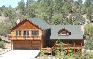 Four Seasons Chalet - Big Bear Lake, California