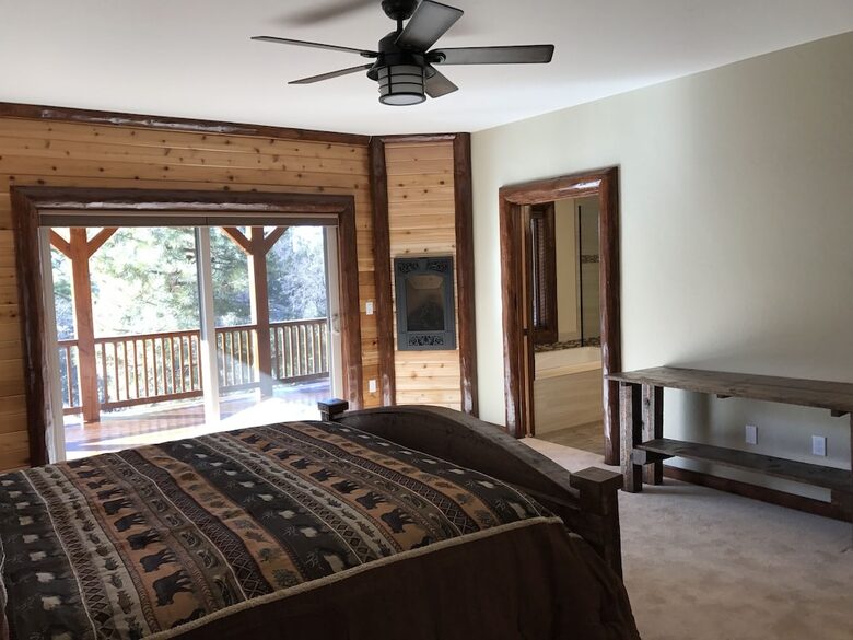 Four Seasons Chalet - Big Bear Lake, California