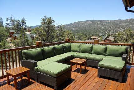 Four Seasons Chalet - Big Bear Lake, California