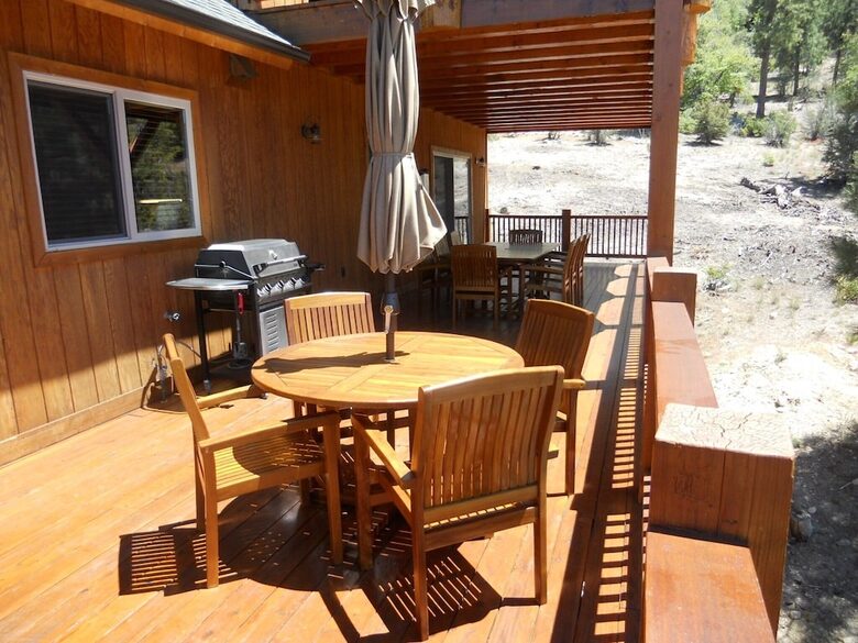 Four Seasons Chalet - Big Bear Lake, California