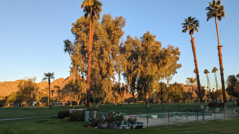 La Quinta Country Club Getaway - La Quinta, California