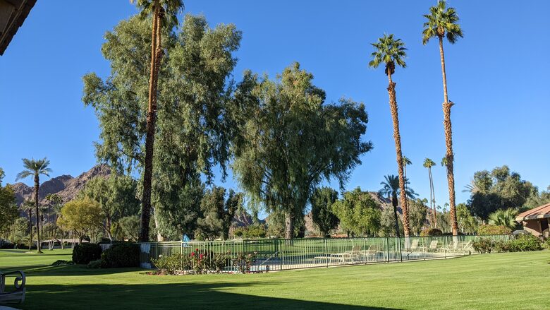 La Quinta Country Club Getaway - La Quinta, California