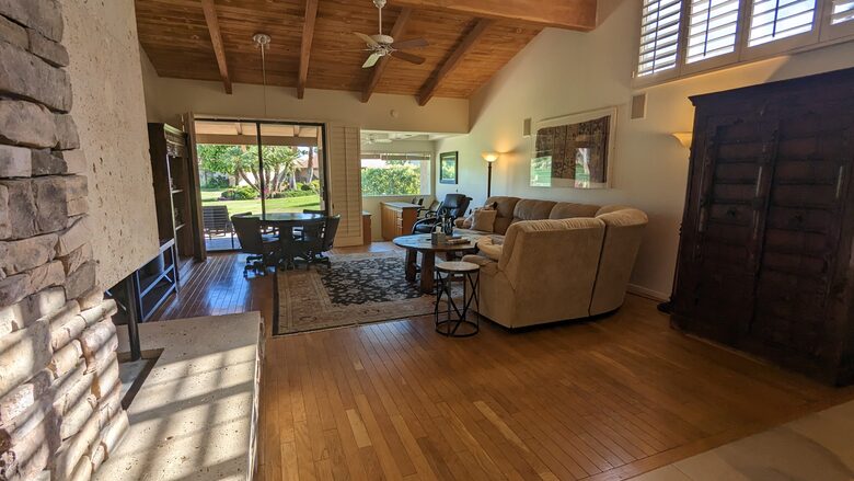 La Quinta Country Club Getaway - La Quinta, California