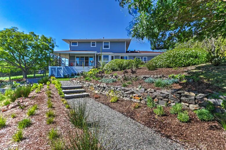 Modern Sonoma Retreat - Sebastopol, California
