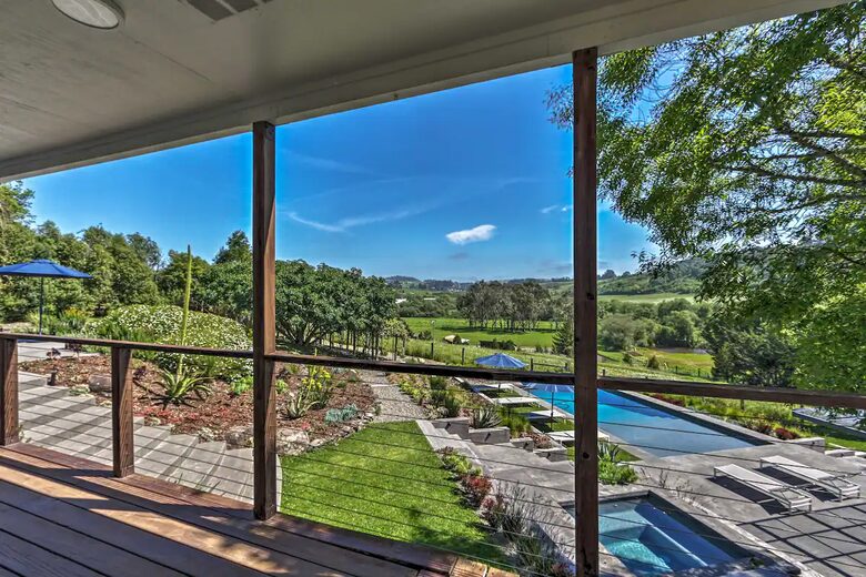 Modern Sonoma Retreat - Sebastopol, California