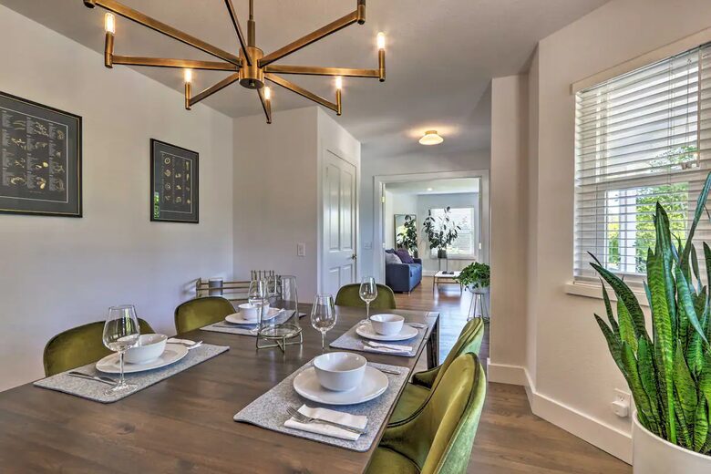 Modern Sonoma Retreat - Sebastopol, California