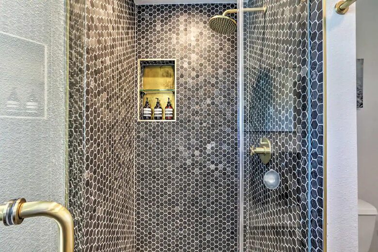 Modern Sonoma Retreat - Sebastopol, California