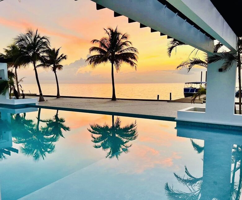 You Better BELIZE IT | Caye Caulker Luxury Ocean Front - Caye Caulker, Belize