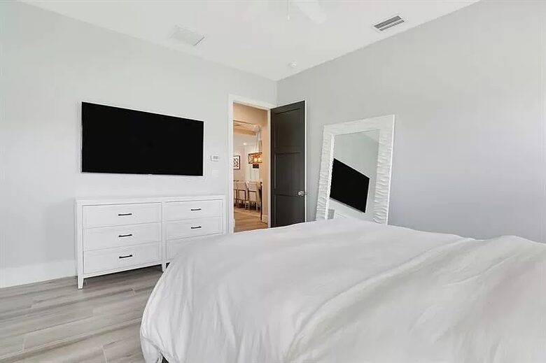West Palm Beach Getaway | Secluded Yet Near Everything! - West Palm Beach, Florida