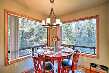 Breakfast nook