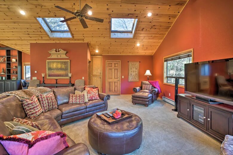 2nd floor loft/media room