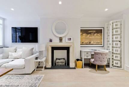Newly Refurbished Two Bedroom Flat - London, United Kingdom