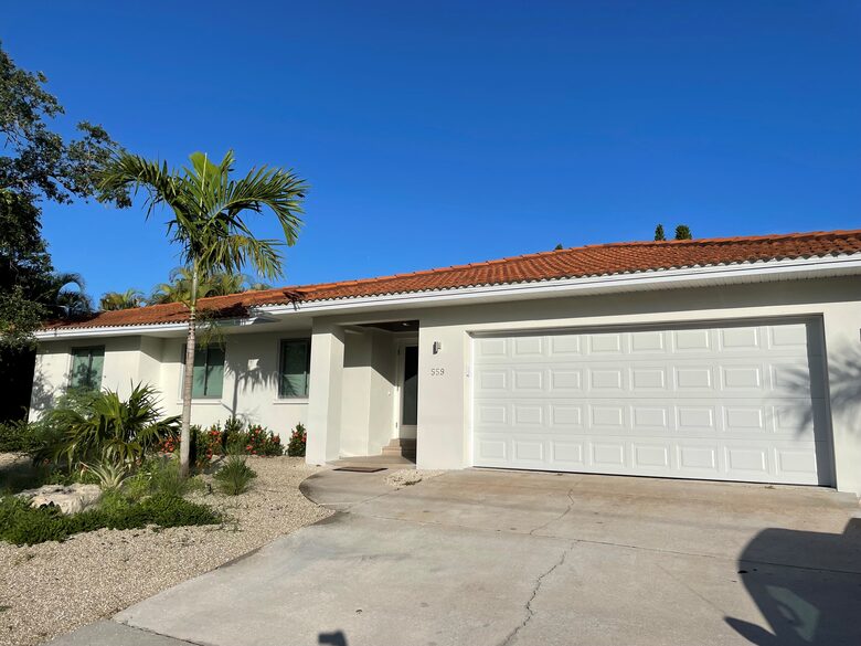 Longboat Key Living | Canal Front Home - Longboat Key, Florida