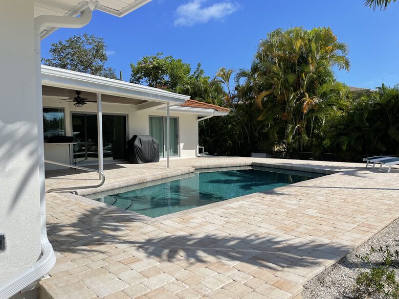 Longboat Key Living | Canal Front Home - Longboat Key, Florida