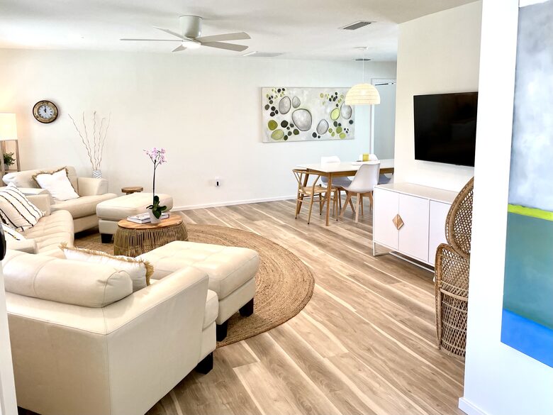 Longboat Key Living | Canal Front Home - Longboat Key, Florida