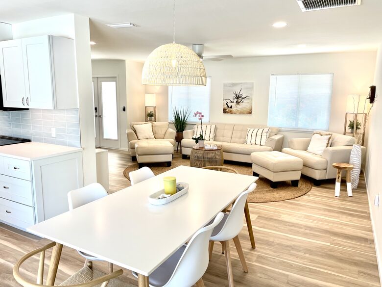 Longboat Key Living | Canal Front Home - Longboat Key, Florida
