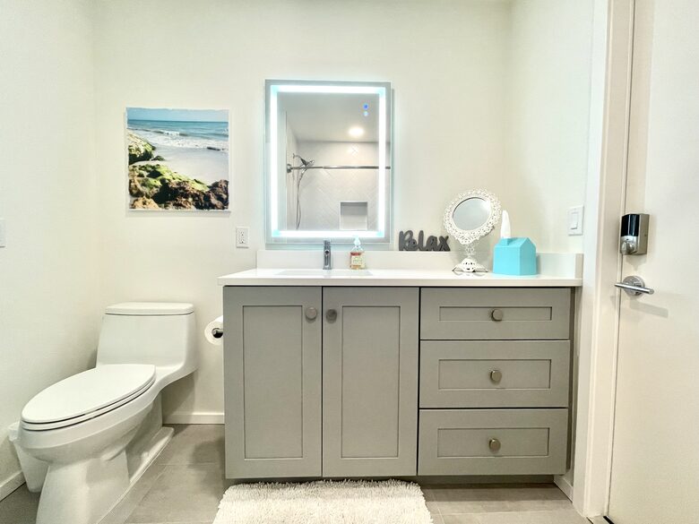 Longboat Key Living | Canal Front Home - Longboat Key, Florida