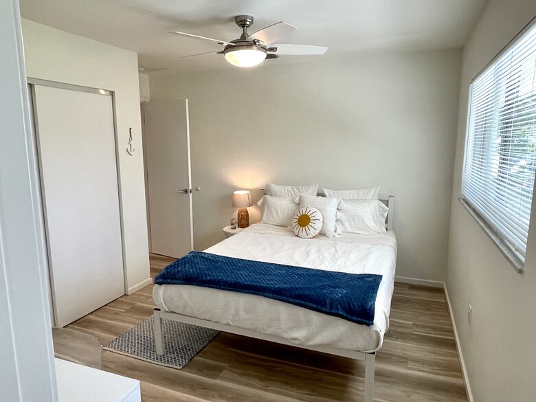 Longboat Key Living | Canal Front Home - Longboat Key, Florida