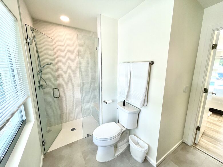 Longboat Key Living | Canal Front Home - Longboat Key, Florida
