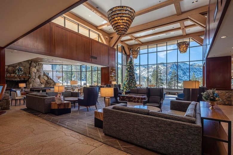 Ski In/Ski Out Everline Resort - Fireplace Suite - Olympic Valley, California
