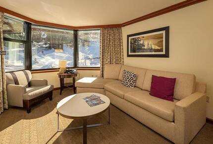 Ski In/Ski Out Everline Resort - Fireplace Suite - Olympic Valley, California