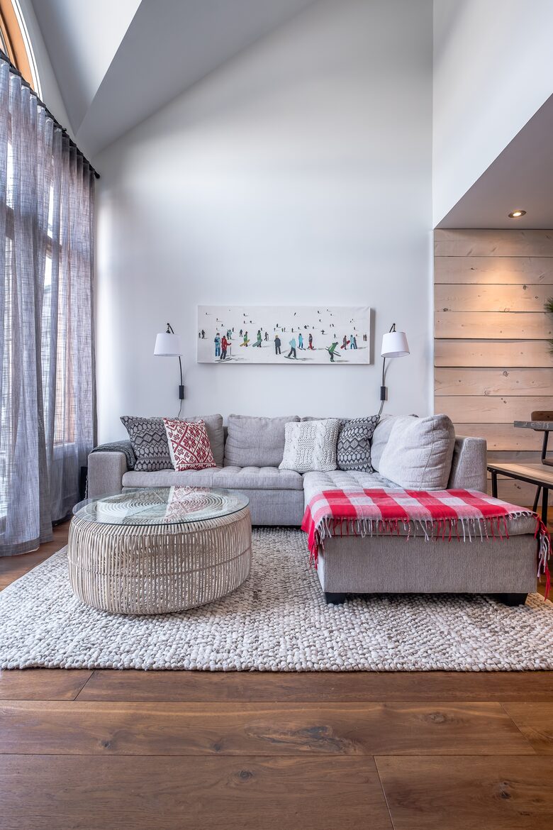 Ski-In Ski-Out Tremblant Luxury Retreat - Mont-Tremblant, Canada