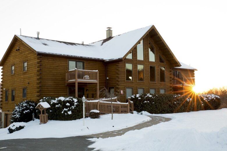 Lake View Lodge on Beltzville Lake - Lehighton, Pennsylvania