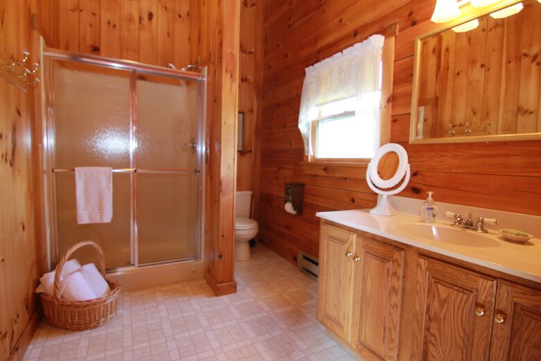 Lake View Lodge on Beltzville Lake - Lehighton, Pennsylvania