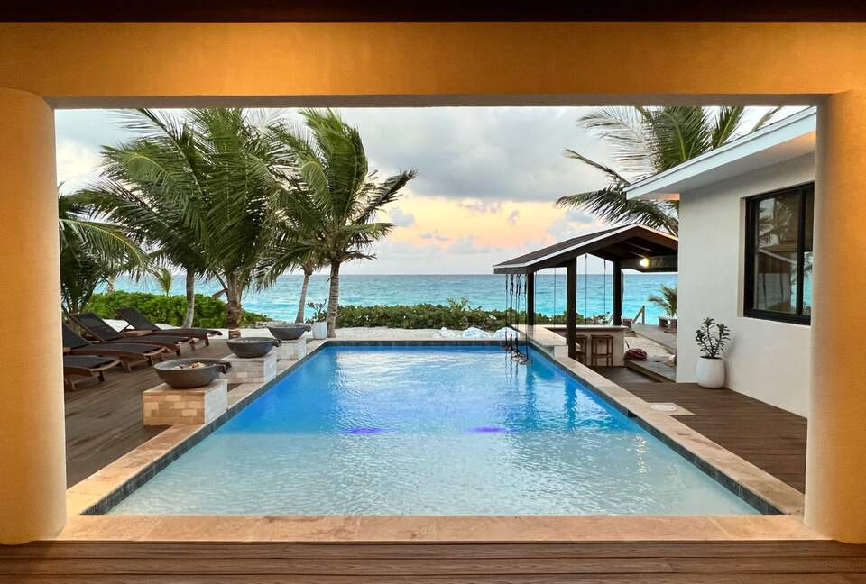Breakwater Retreat - Georgetown, Bahamas